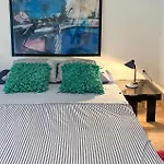 Pet Friendly In With Wifi شقة