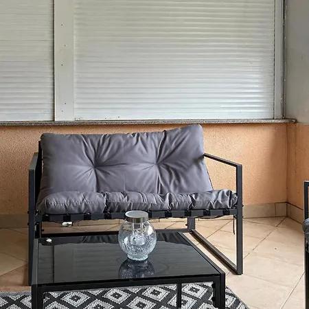 شقة Pet Friendly In With Wifi *