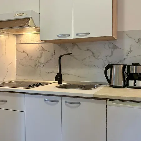 Διαμέρισμα 2 Bedroom Nice Apartment In Vrsi
